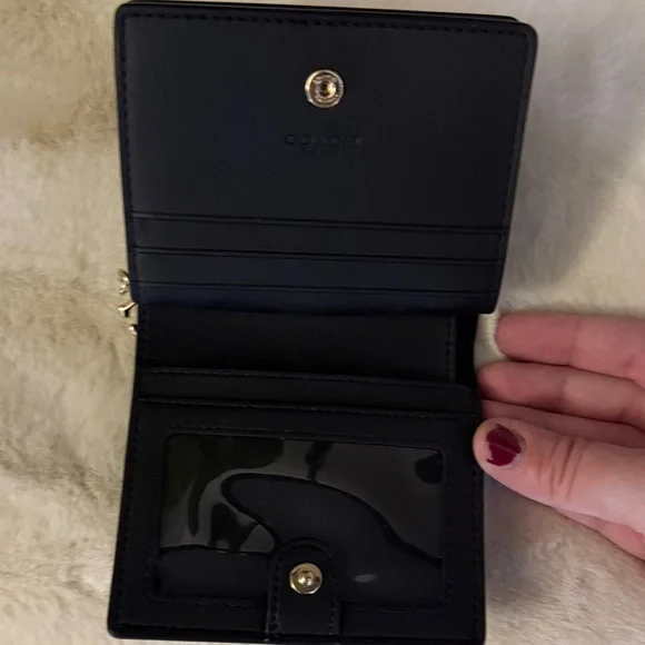 Coach Black Leather Snap Wallet - Picture 2 of 4